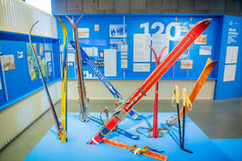 Bílou stopou. Výstava u příležitosti výročí 120 let od založení Svazu lyžařů ČR